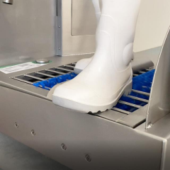 PRODOTTI DETERGENTI E SANIFICANTI MANI E SUOLE